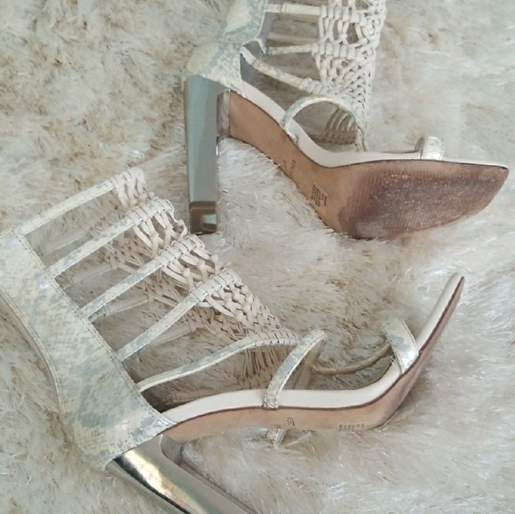 Snake print cage sandals - Picture 4 of 4